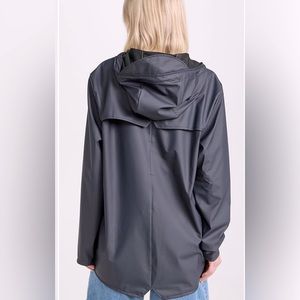 💦NWOT Rains original rain jacket Navy Size M